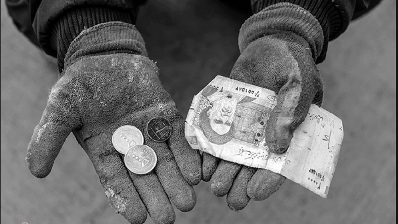 نماینده کارگران: دستمزد فعلی حتی پاسخگوی غذای خانواده یک کارگر نیست