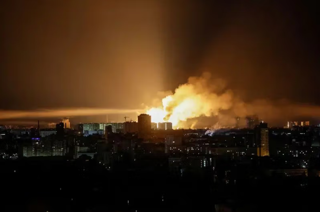 حملات پهپادی متقابل اوکراین و روسیه؛ سه کشته در کی‌یف و توقف کار سه فرودگاه در مسکو