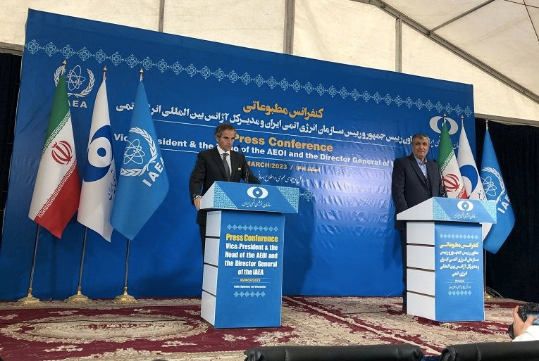 دیدار گروسی با مقام‌های جمهوری اسلامی؛ ادامه مذاکره تهران و آژانس درباره سه سایت مشکوک