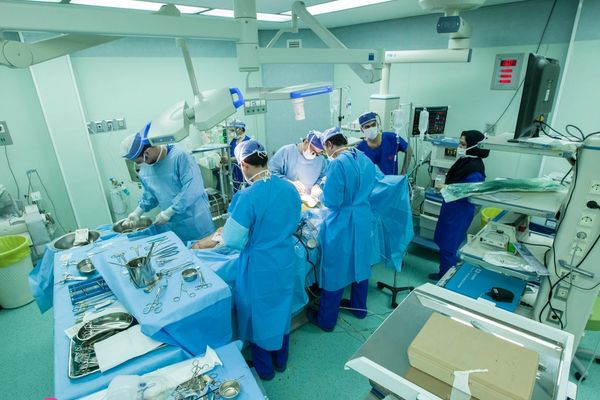 Iran’s Medical Community Faces Mounting Pressure Over Hijab Compliance