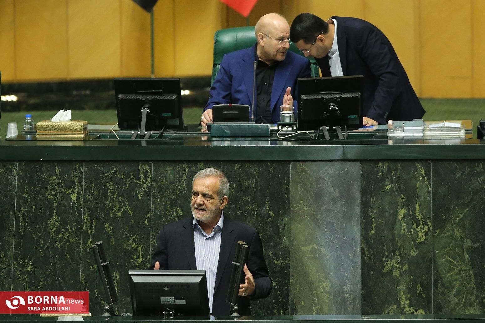 Iran president urges parliament to approve cabinet of 'unity'