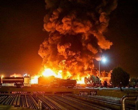 تدمير 70 بالمائة من خزانات وآلات مصفاة "بترو بارس" في إيران ومالكها يؤكد أنه "بفعل فاعل"