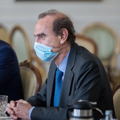 یک دیپلمات اروپایی به ایران اینترنشنال: معاون جوزپ بورل روز پنجشنبه به ایران سفر میکند