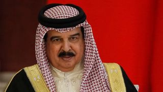 Bahrain's King Considers Reviving Ties with Iran