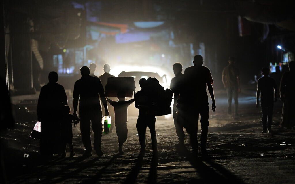 ده‌ها نفر در حمله اسرائیل به اردوگاه نصیرات در غزه کشته و زخمی شدند