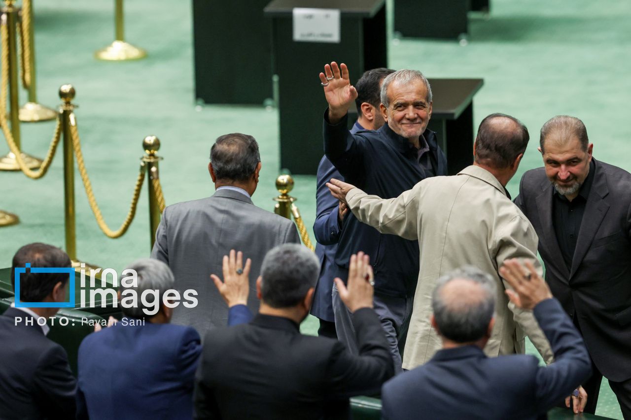 دولت چهاردهم، کابینه خامنه‌ای در لفافه «اصلاح‌گری»