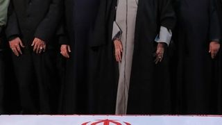 از اسماعیل هنیه تا احمد خمینی؛ ۲۲ نماز میتی که خامنهای خوانده