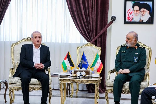 قائد الحرس الثوري للجبهة الشعبية لتحرير فلسطين: تستطيعون توجيه أقوى ضربة لإسرائيل الآن