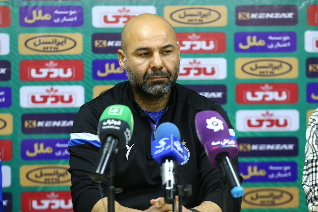 بختیاری‌زاده: با دیدن نیمکت استقلال تعجب می‌کنید، اما با ۱۴ بازیکن هم می‌شود کار بزرگ کرد