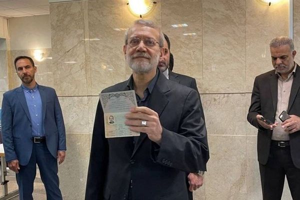 Iran’s Presidential Candidates Campaign Amid Uncertain Popularity