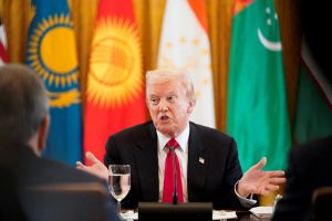 ترامپ: جمهوری اسلامی از کاخ سفید میپرسد که آیا امکان لغو تحریمها وجود دارد یا نه