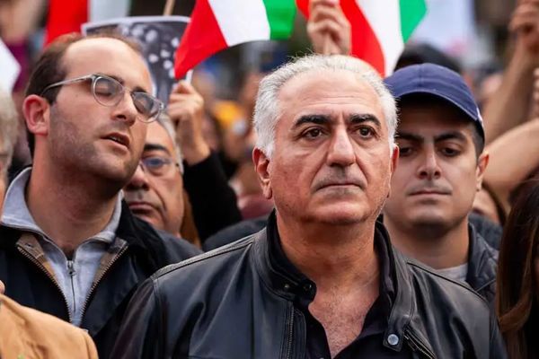 Iran’s exiled prince urges UK to list IRGC as terrorist organization