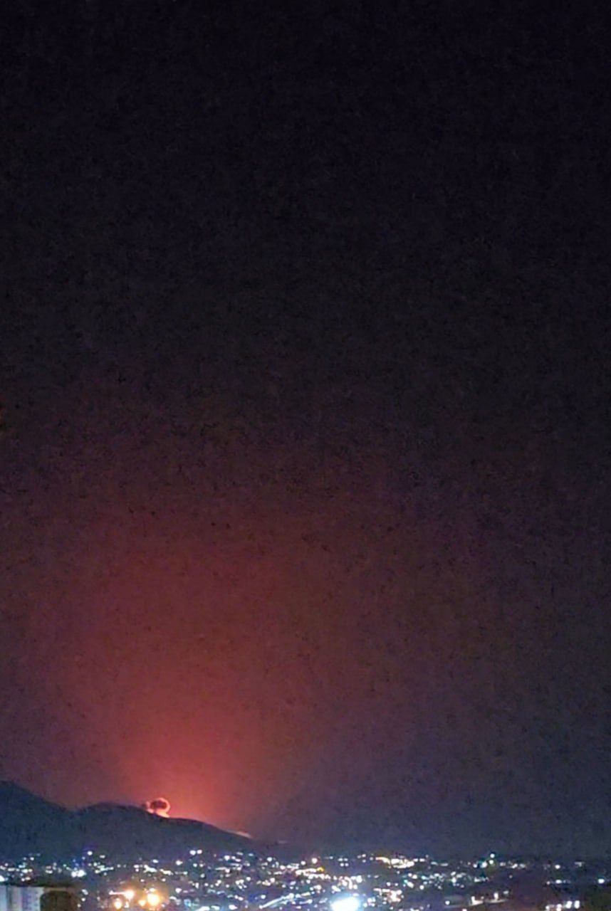 عکس منتشر شده در کانال وحید آنلاین