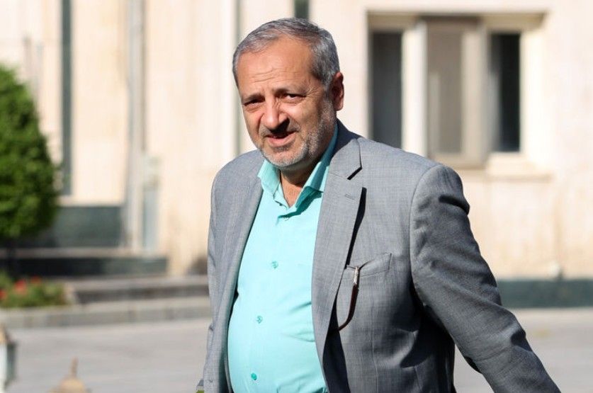 وزیر آموزش و پرورش: دشمن خیال می‌کند نوجوانان از نظام فاصله گرفته‌اند