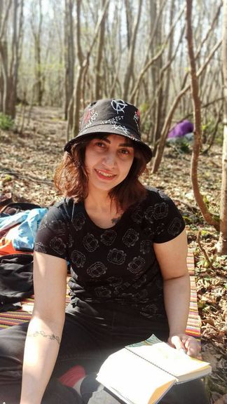 مریم علیپور