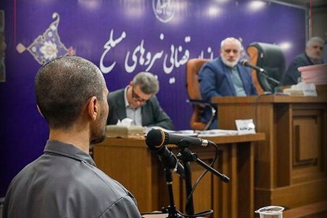 یک مامور ناشناس ردهپایین به جای آمران شلیک موشک، متهم ردیف اول هواپیمای اوکراینی شده است