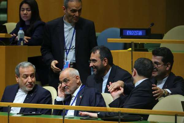 Iranian press sees diplomacy alive but narrowing after US response