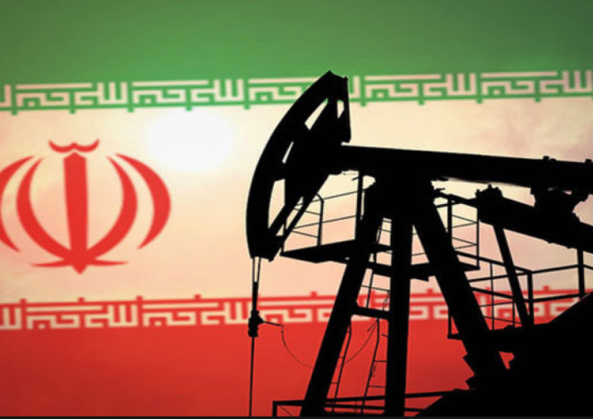 خبرگزاری رویترز از کاهش شدید فروش نفت ایران به چین به دلیل تخفیف‌های روسیه خبر داد