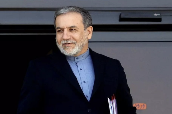 عراقچی: با چشمانی باز و با حسن نیت وارد دیپلماسی میشویم