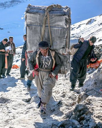 گزارشها حاکی از کشته شدن یک کولبر و زخمی شدن یک کولبر دیگر بر اثر شکنجه ماموران ترکیه است
