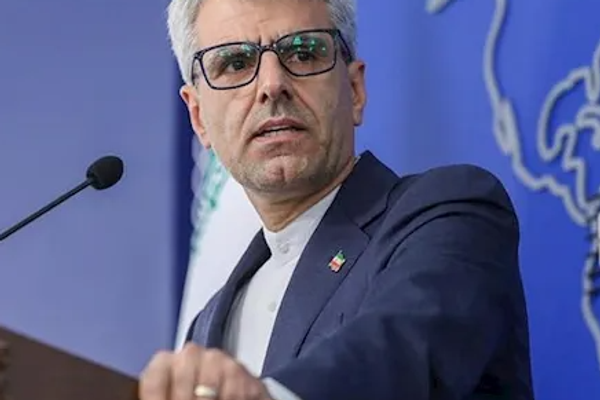 الخارجية الإيرانية: تصريحات ترامب بشأن خامنئي مهينة ومستفزة