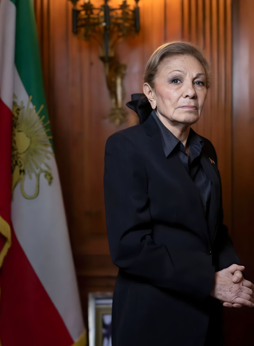 شهبانو فرح پهلوی: تجمعات ایرانیان تجلی روح ملی سرزمین اهورایی در اراده و میهن ‌پرستی بود