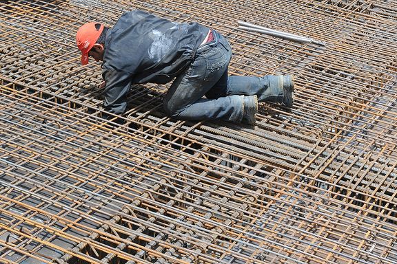 عضو شورای عالی کار: هزینه سبد معیشت کارگران به ۳۳ میلیون تومان در ماه رسید