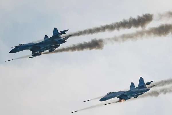Iran buys Russian Sukhoi-35 fighter jets, state media reports