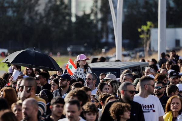 یافتههای یک نظرسنجی: ۷۹ درصد مردم لبنان خواهان خلع سلاح حزبالله هستند