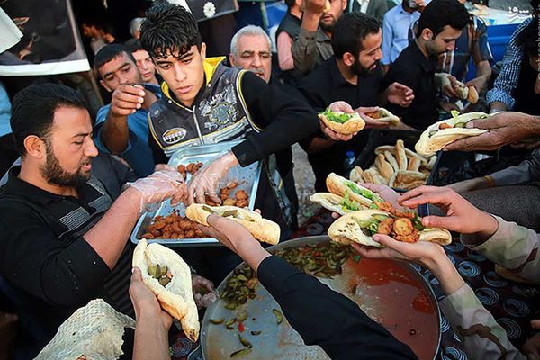 رئيس منظمة الهيئات الدينية الإيرانية: "مراسم الأربعين" تُكلف 15 تريليون تومان سنويًا