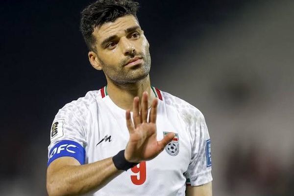 کنایه فدراسیون فوتبال به طارمی: کسی حق ندارد بگوید «هیچ کس ۱۰۰ خودش را وسط زمین نگذاشت!»
