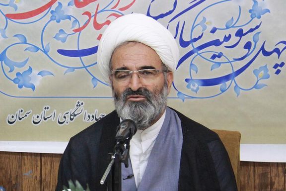 نماینده خامنهای در سمنان: مراجع تقلید ما حتی در ۱۰۰ سالگی در حال نظریهپردازیاند