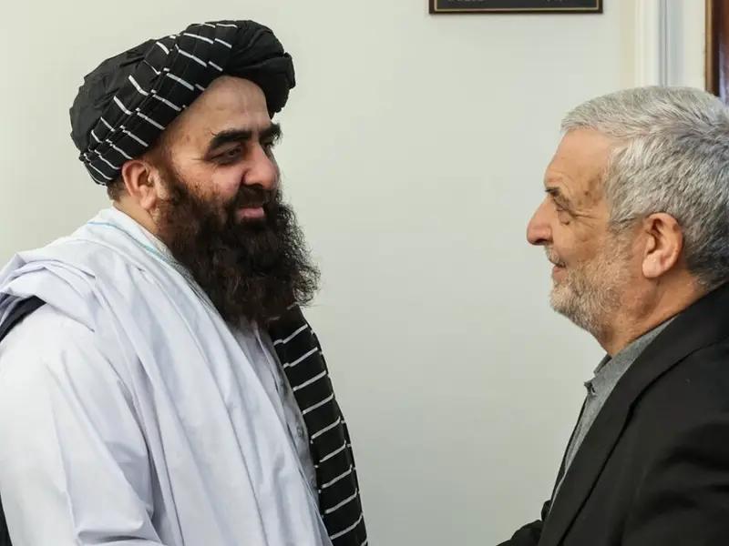 مركز دراسات الشرق الأوسط: طهران تضحي بحلفائها في أفغانستان لصالح طالبان