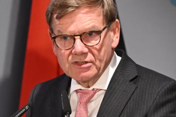 وزير الخارجية الألماني: ندين "العنف المفرط" للنظام الإيراني ضد المتظاهرين السلميين