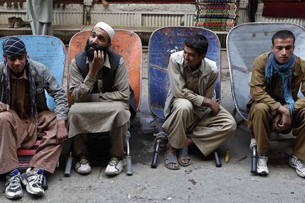 Daily Fines for Employers of Iran's Unauthorized Foreign Workers