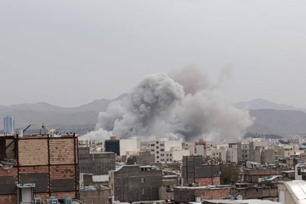 شهروندان از تداوم انفجارها و برقراری ایستهای بازرسی خبر دادند