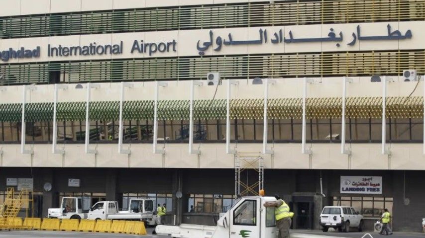 یک مقام امنیتی عراق: تاسیسات آمریکا در فرودگاه بغداد طی ۲۴ ساعت گذشته، ۸ بار هدف قرار گرفت