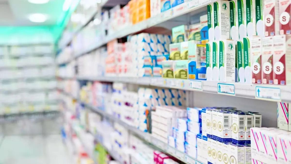 Pharmacies On Verge Of Bankruptcy In Iran: Expert 