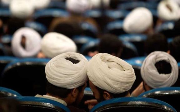 معاون حوزه علمیه قم: سعی شد طلاب حوزه با چنگ و دندان حفظ شوند