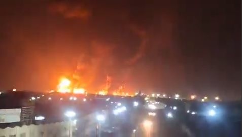حملات اسرائیل علیه جمهوری اسلامی در شامگاه شنبه؛ گزارش‌ها از آتش‌سوزی در پالایشگاه تهران