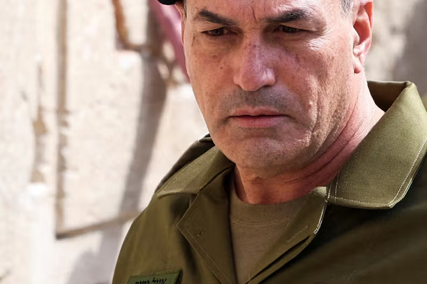 رئيس أركان الجيش الإسرائيلي يؤكد استعداد بلاده لمواجهة إيران "بقوة مميتة"