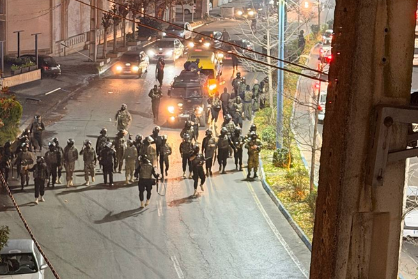 تداوم بازداشت شهروندان؛ پنج عضو یک خانواده دستگیر شدند