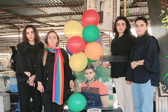 حضور مادر کیان پیرفلک بر مزار پسرعموی کشتهشدهاش در سالروز تولد او