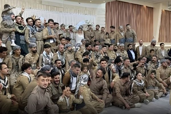 أحكام بالسجن على 58 مواطنًا كردياً في إيران بسبب ارتداء الزي الكردي في حفل زفاف