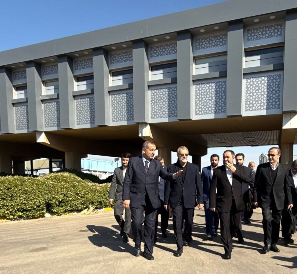 دیدار با اسد؛ ماموریت ویژه لاریجانی، نماینده خامنه‌ای در سفر به سوریه