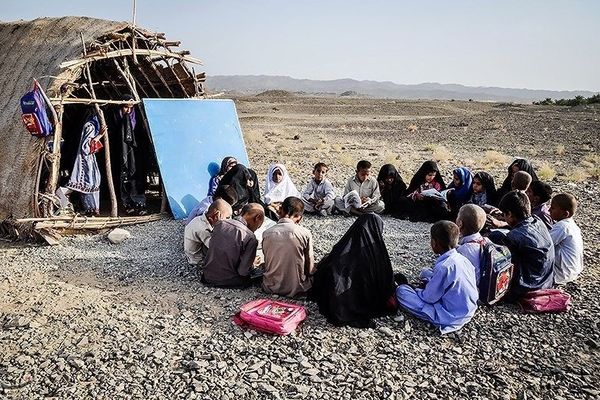 تعداد کودکان بازمانده از تحصیل در ایران به ۹۵۰ هزار نفر رسید