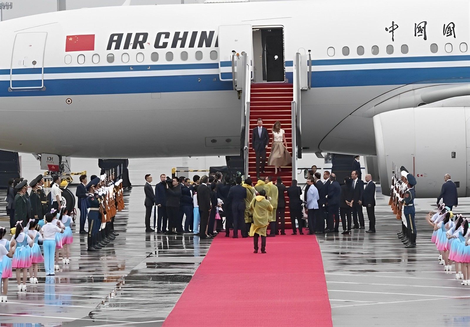 آغاز سفر رسمی بشار اسد به چین به منظور گفت‌وگو درباره نقش پکن در بازسازی سوریه