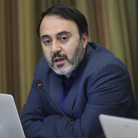 مسؤول إيراني يطالب المواطنين بترشيد استهلاك المياه لتعويض تقصير المسؤولين