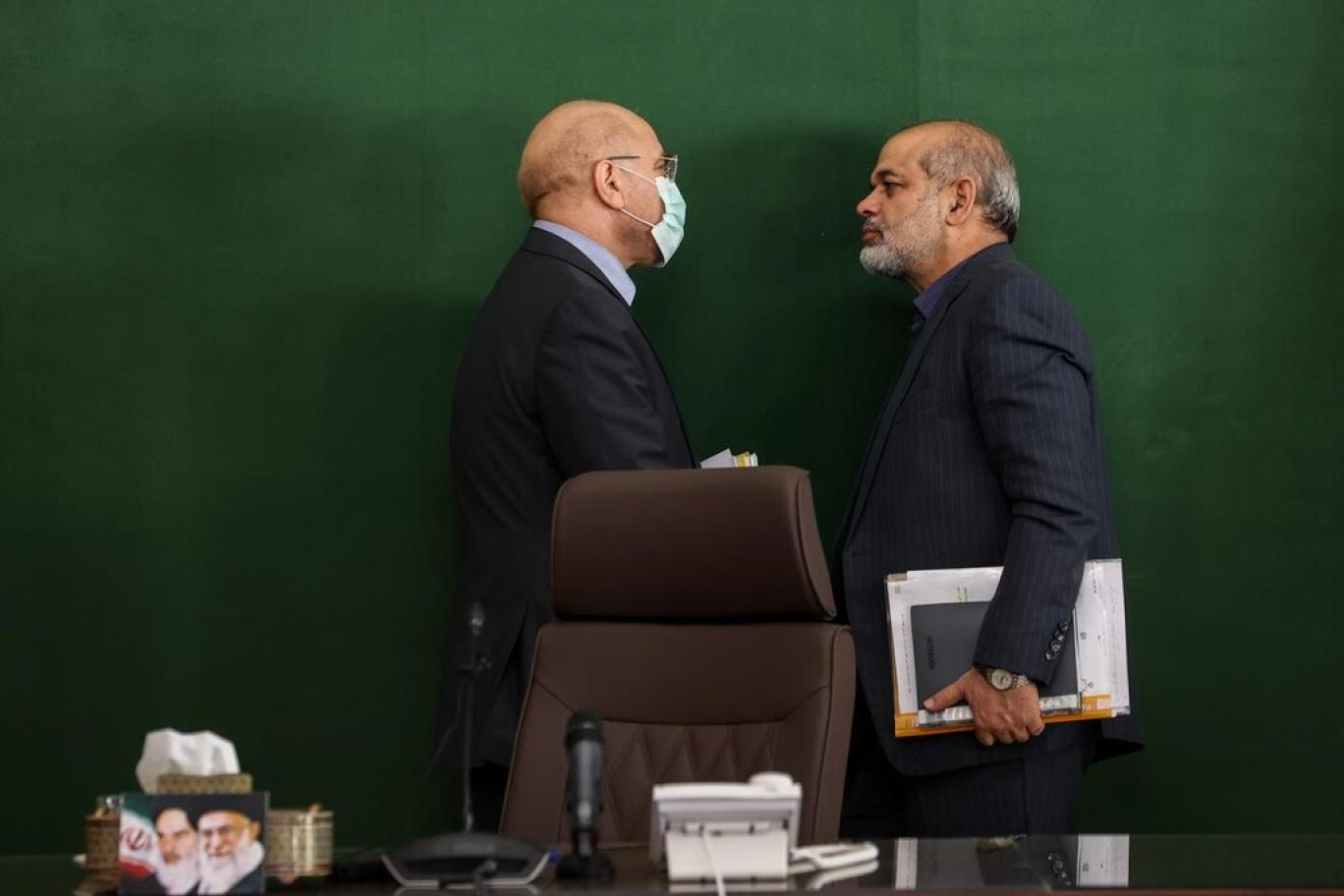 تصاعد الخلافات داخل النظام الإيراني..مسؤول برلماني يصف نشر خبر استقالة قاليباف بـ"الخيانة"