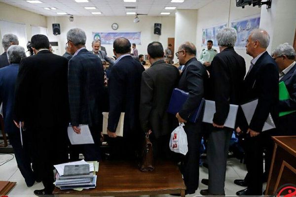 To Hurt The Regime, Activists Urge People Not To Use Iranian Banks